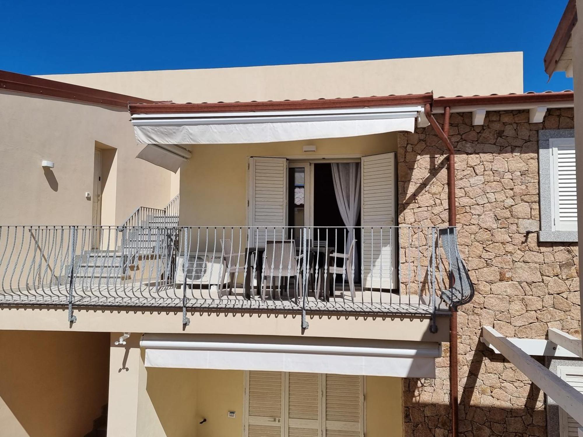 Residence La Marina Isola Rossa Exterior foto